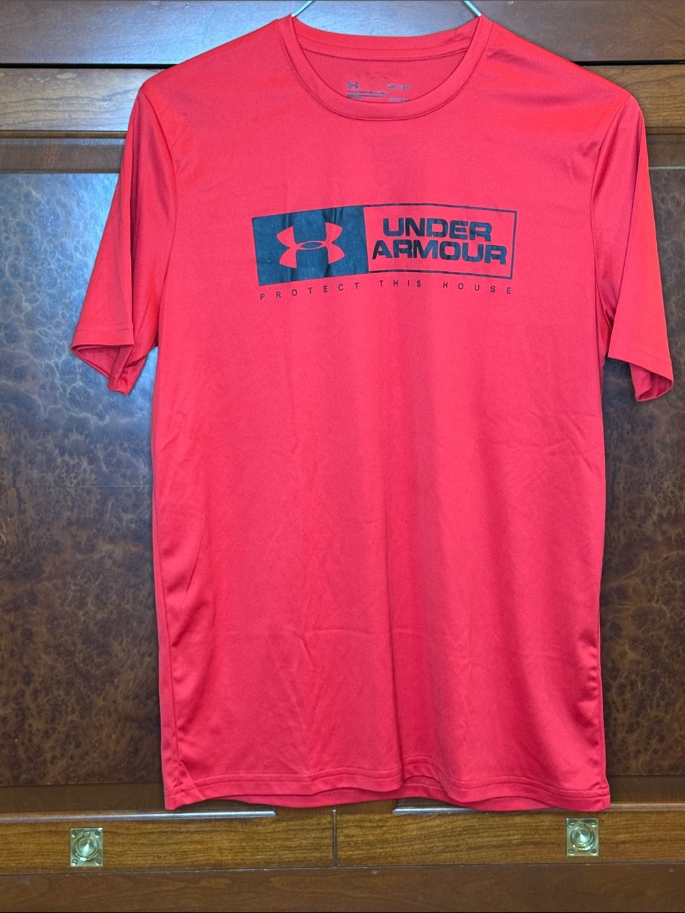 Under Armour Men’s M Red Short-Sleeve Logo Performance Tee